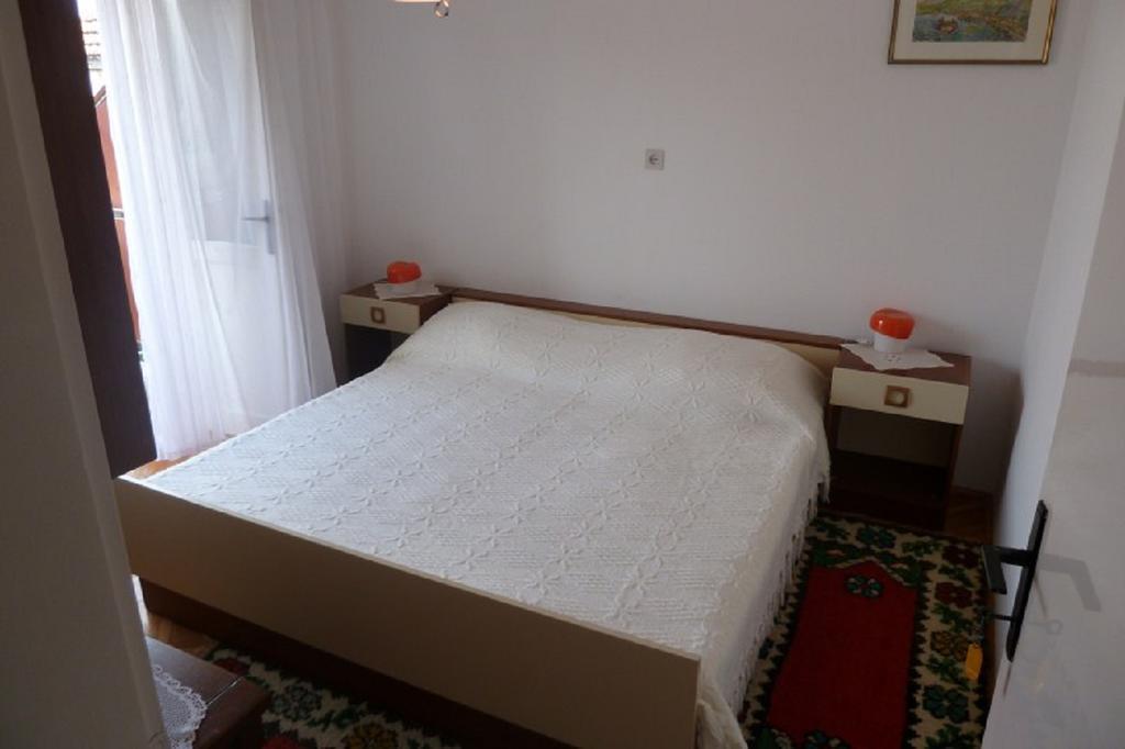 Apartments Indira Lovište Rom bilde